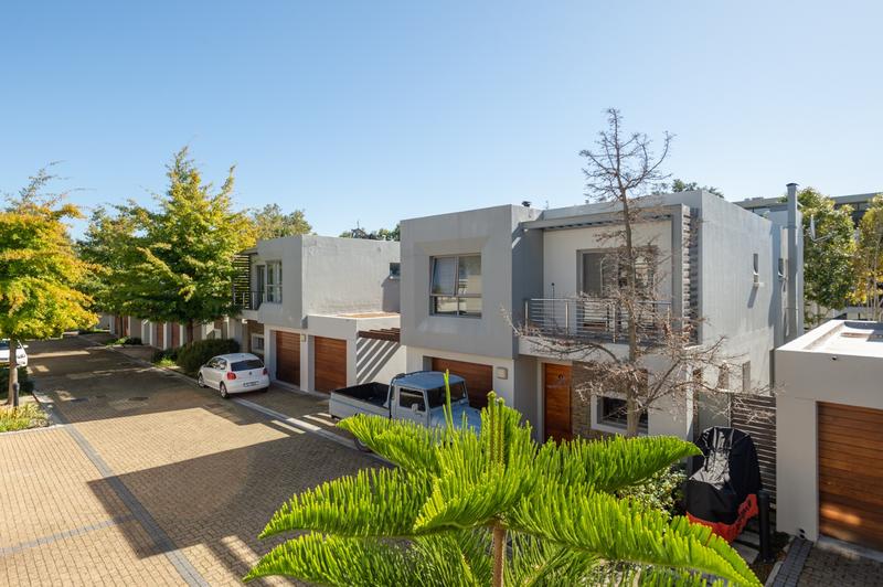 3 Bedroom Property for Sale in Stellenbosch Central Western Cape